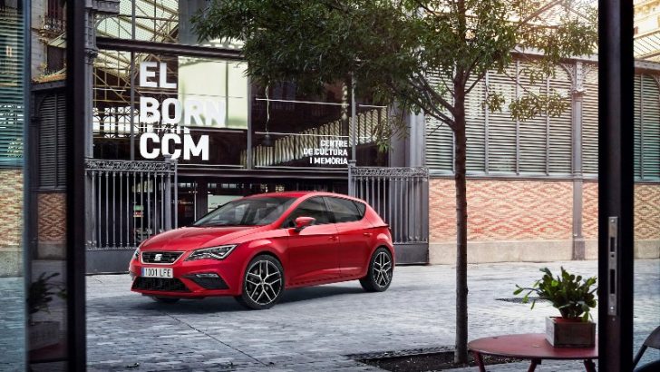 SEAT LEON’A HAFİF MAKYAJ