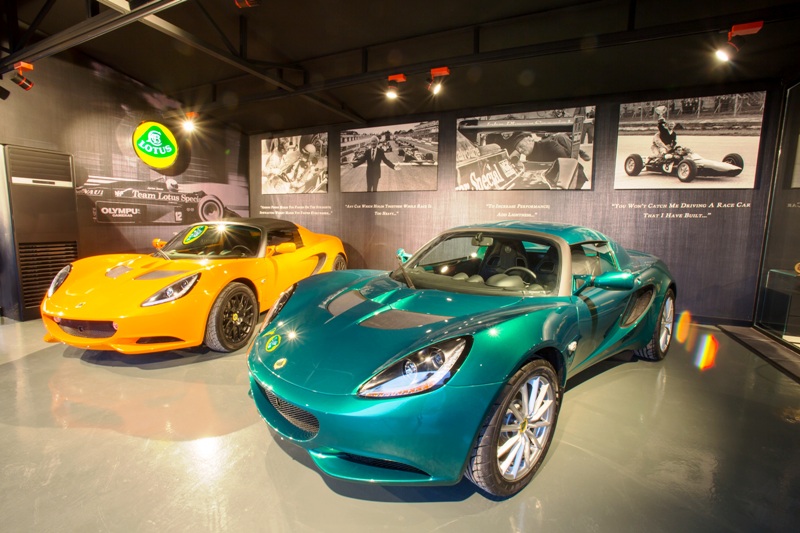 LOTUS’UN PERFORMANSI LAMP 83 İLE AYDINLANDI