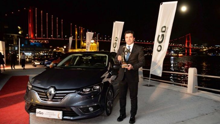 TÜRKİYE’DE YILIN OTOMOBİLİ MEGANE SEDAN