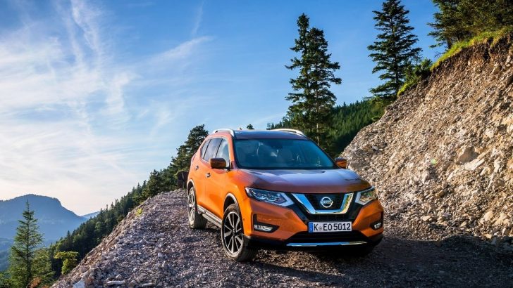 X-TRAIL GÜNCEL VERSİYONUNA KAVUŞUYOR