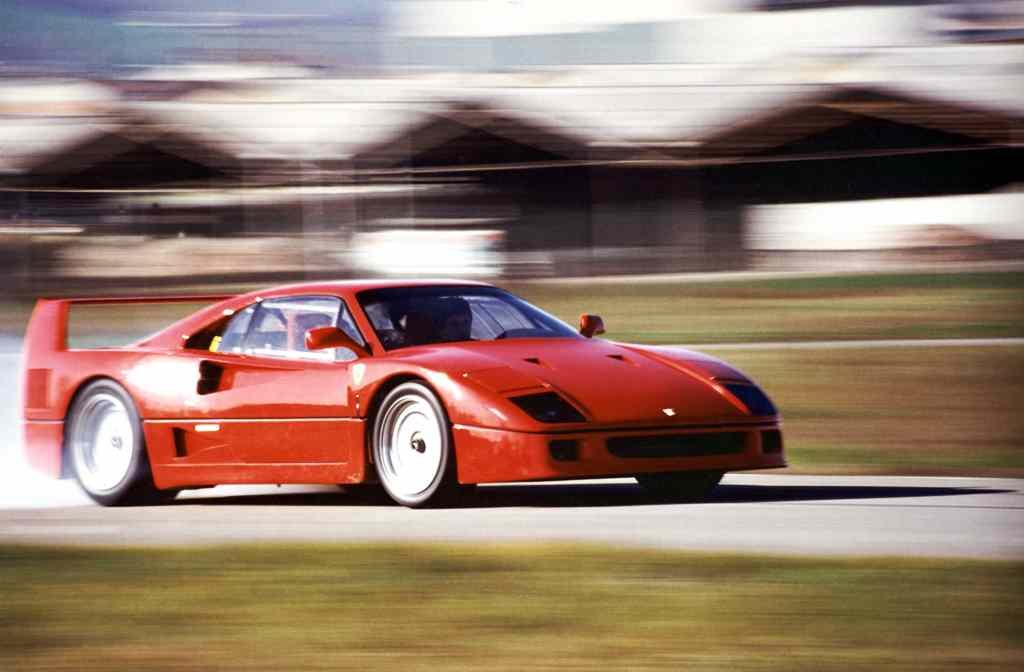 Enzo Ferrari İmzalı Son Model F40 30. Yaşını Kutluyor!