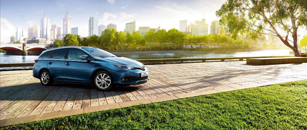 TOYOTA’NIN TÜRKİYE’DEKİ 6’NCI HİBRİTİ AURIS TOURING SPORTS’UN SATIŞI BAŞLADI