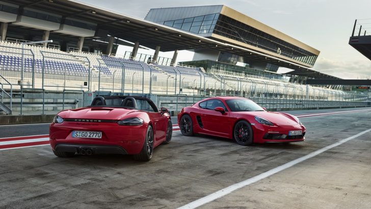 İKİ KİŞİLİK PORSCHE’LERE ÖZEL SERİ