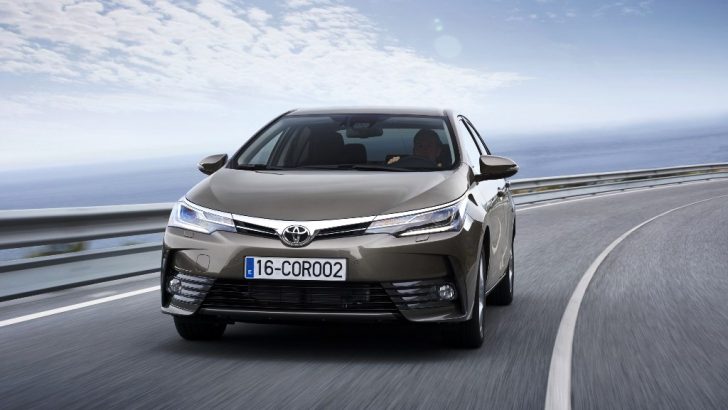 Toyota Plazalara Test Sürüşü İçin Gelin İndirimleri Yakalayın