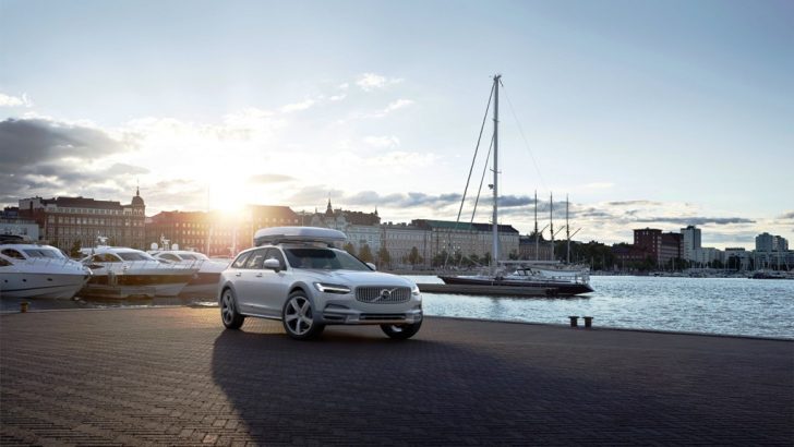 VOLVO OCEAN RACE’E ÖZEL V90