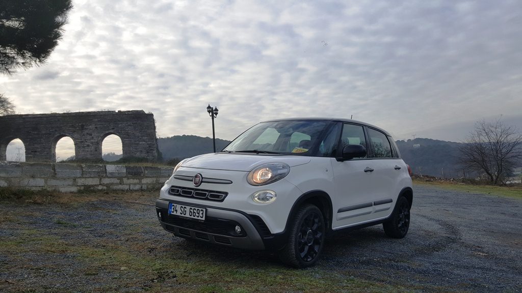 FIAT 500L CROSSOVER