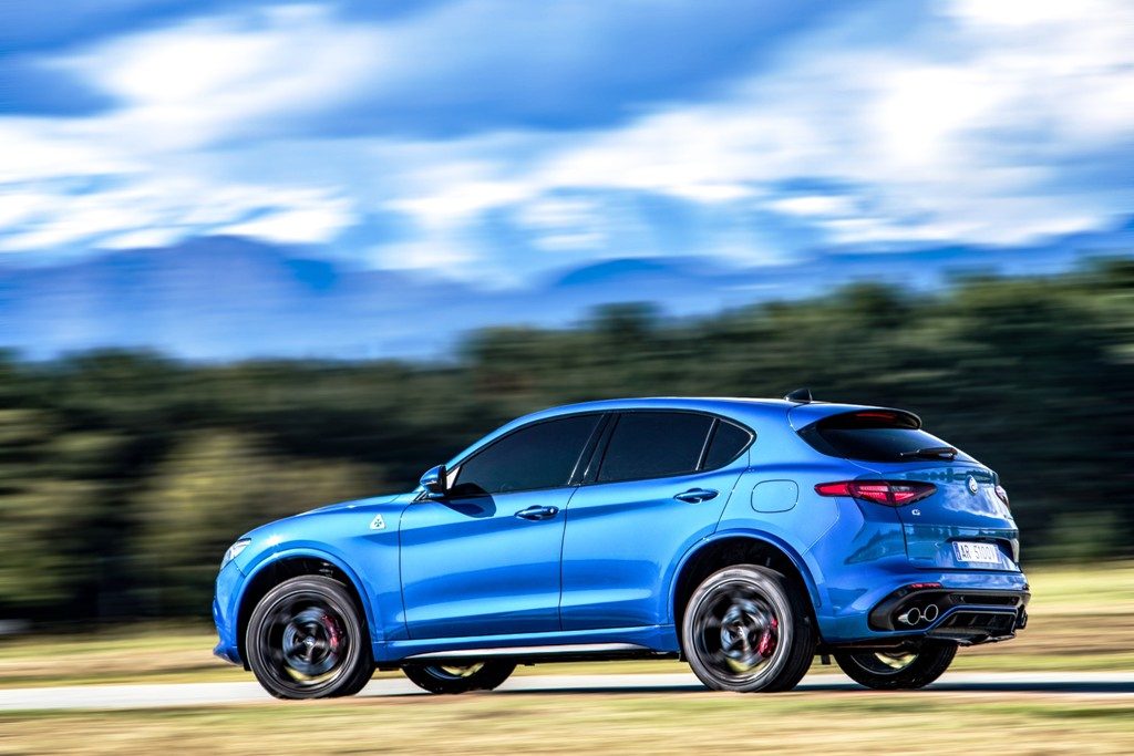 Yılın en güçlü SUV’u Stelvio Quadrifoglio