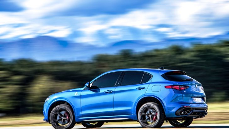 Yılın en güçlü SUV’u Stelvio Quadrifoglio