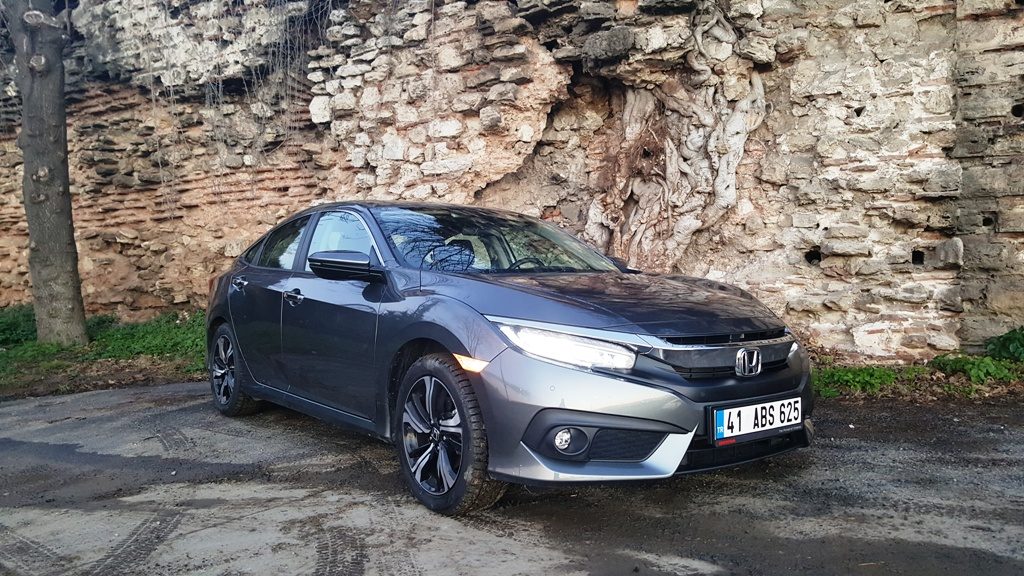 Honda Civic’te dizel otomatik