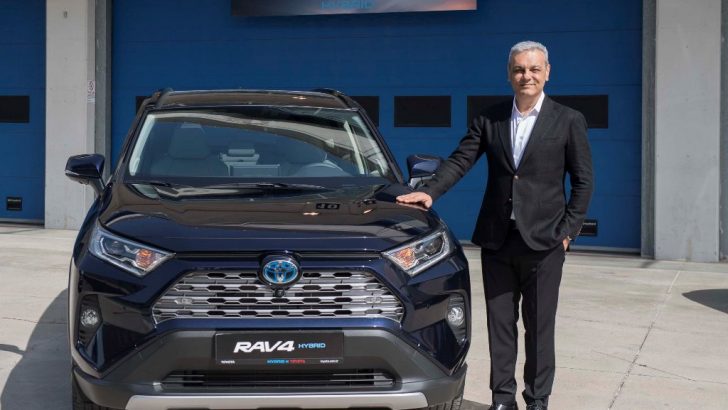 Toyota’nın hibrit iki oyuncusu satışa çıktı