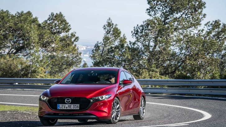 Yeni Mazda3’te ateşli versiyon olmayacak