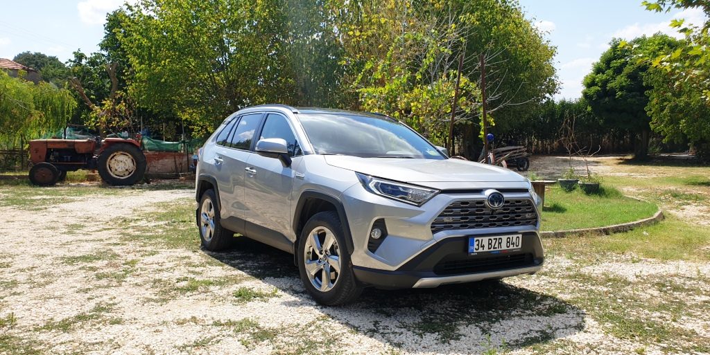 Toyota RAV4 Hibrit Arazi Konforu