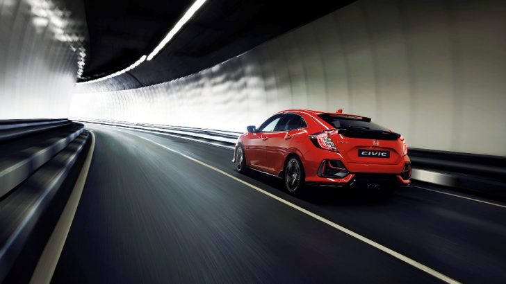 Civic Hatchback Yenilendi