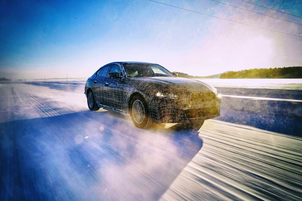 BMW i4 Seri Üretim Öncesinde Kış Testlerine Devam Ediyor
