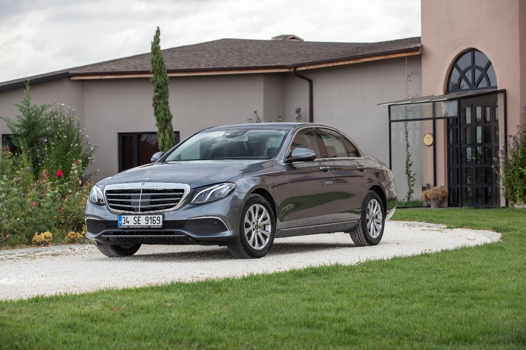 Mercedes-Benz E-Serisi, yeni 1.6 lt dizel motor seçeneği ile Ocak ayında Türkiye‘de