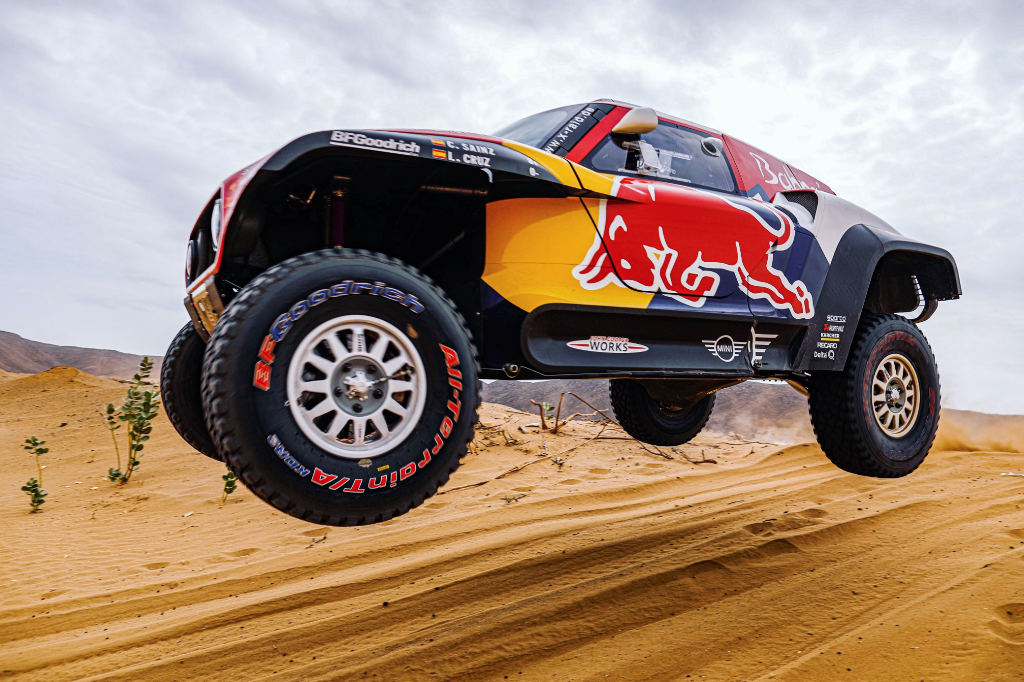 Dünyanın en tehlikeli yarışı Dakar Rallisi yarın Suudi Arabistan’da başlıyor