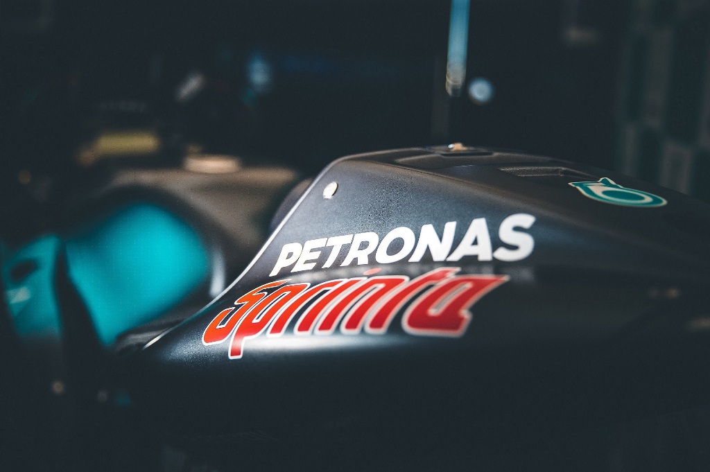 Petronas’tan Motosikletlere UltraFlex™ Teknolojili Madeni Yağ Ailesi!