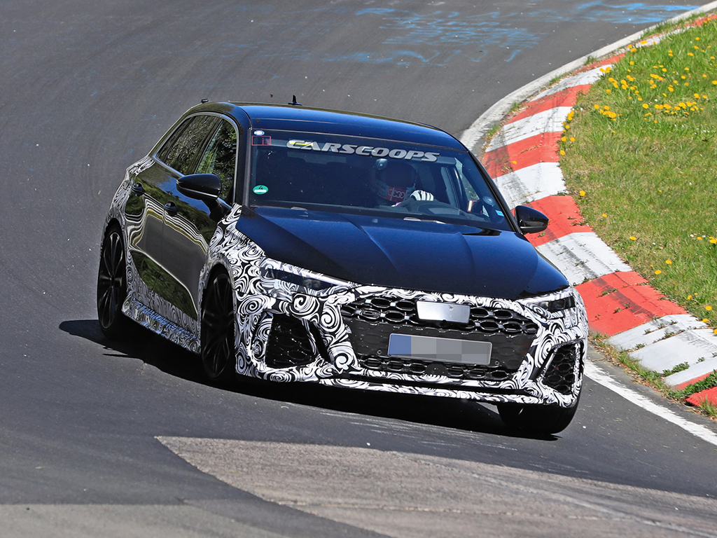 2021 Audi RS3 Sportback Mega Hatchback’lerin yeni kralı olmak istiyor