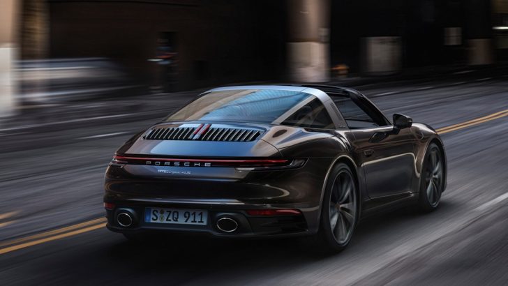 Zarif, gösterişli ve benzersiz: Yeni Porsche 911 Targa