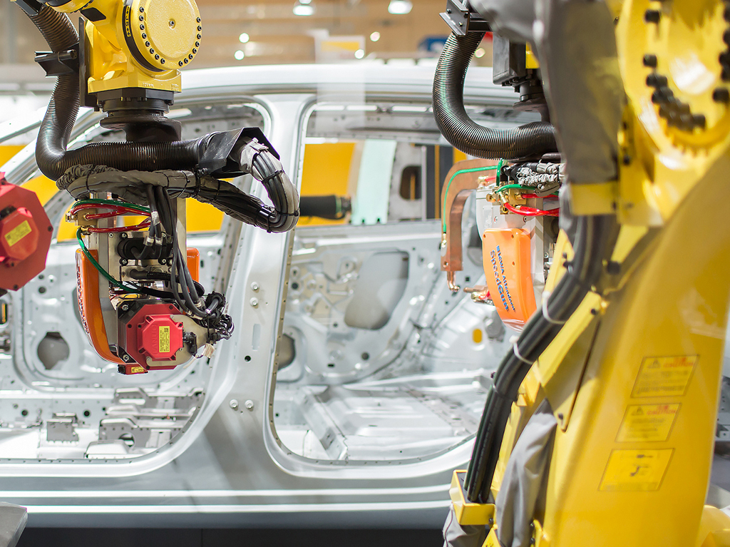 Otomotiv sektörü insan-robot işbirliği ile geleceğe hazır