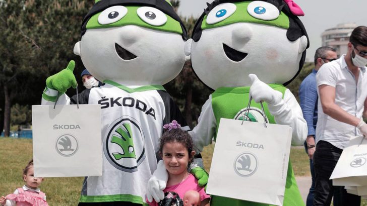 Skoda’nın “İyilik Araçları“ Düşyeri Kitaplarını Çocuklarla Buluşturdu