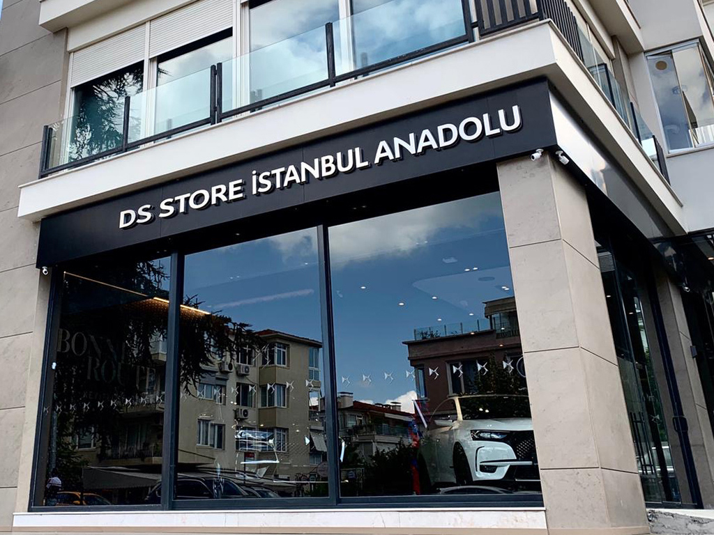 DS Store İstanbul’da ikinci Türkiye’deki üçüncü showroomunu açtı