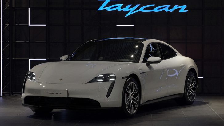Porsche Taycan Türkiye’de!