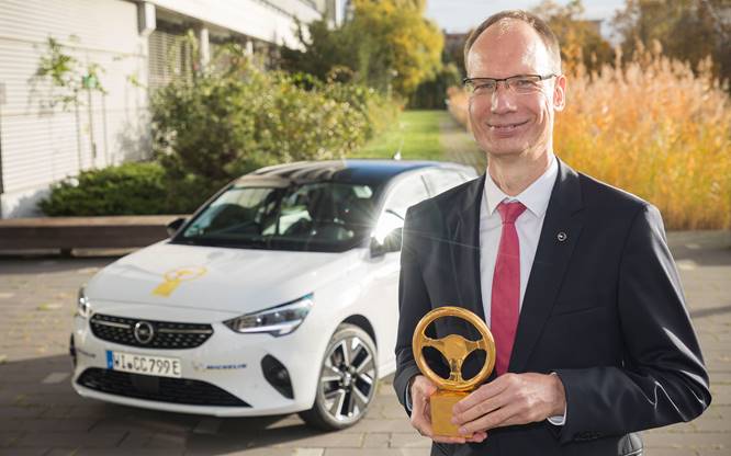Yeni Opel Corsa’ya “2020 Altın Direksiyon” ödülü