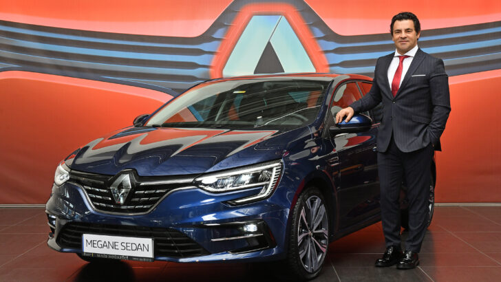Yeni Renault Megane Sedan Türkiye’de kaç paradan satılacak?