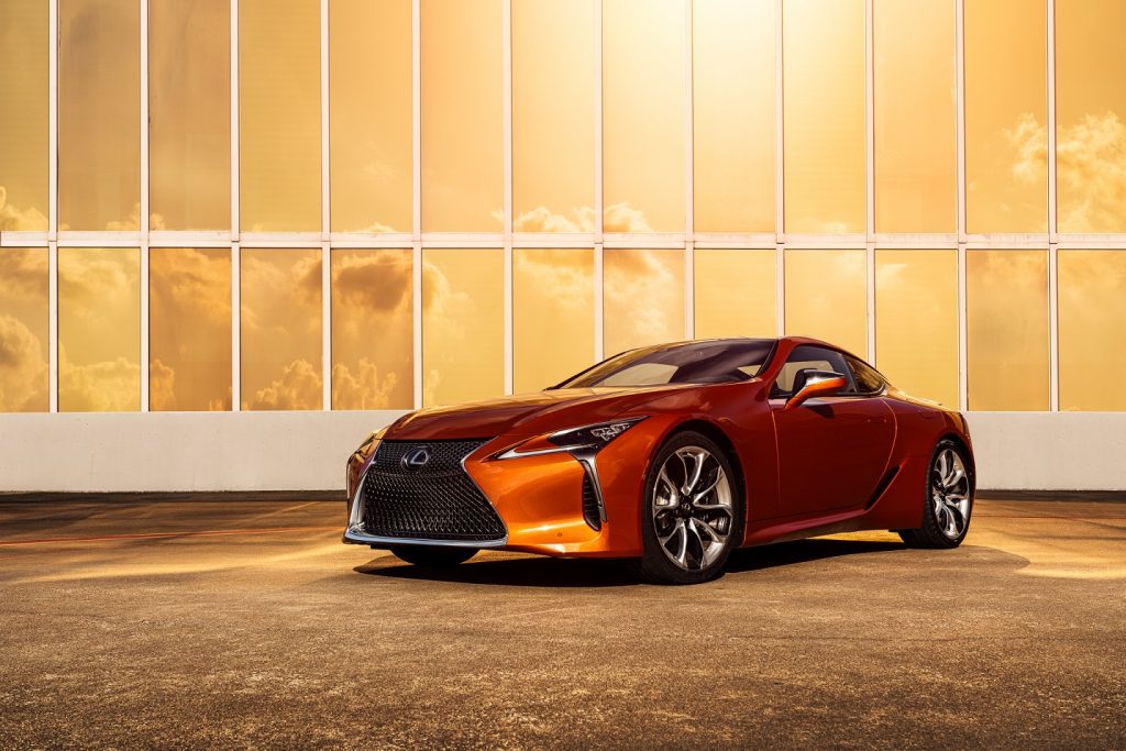 En iyi lüks otomobil ödülünün sahibi Lexus LC 500 oldu