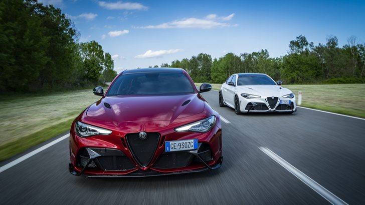Alfa Romeo Giulia GTA ve Giulia GTAm tanıtıldı