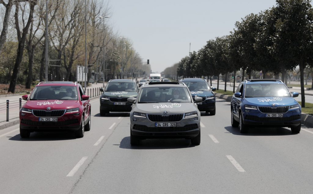 Skoda iyilik araçları sokak hayvanlarını unutmadı