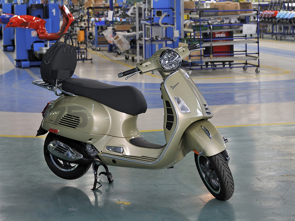 Vespa 75 Yılda 19 Milyon Scooter üretti!