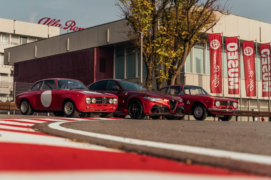 Alfa Romeo 111 Yaşında