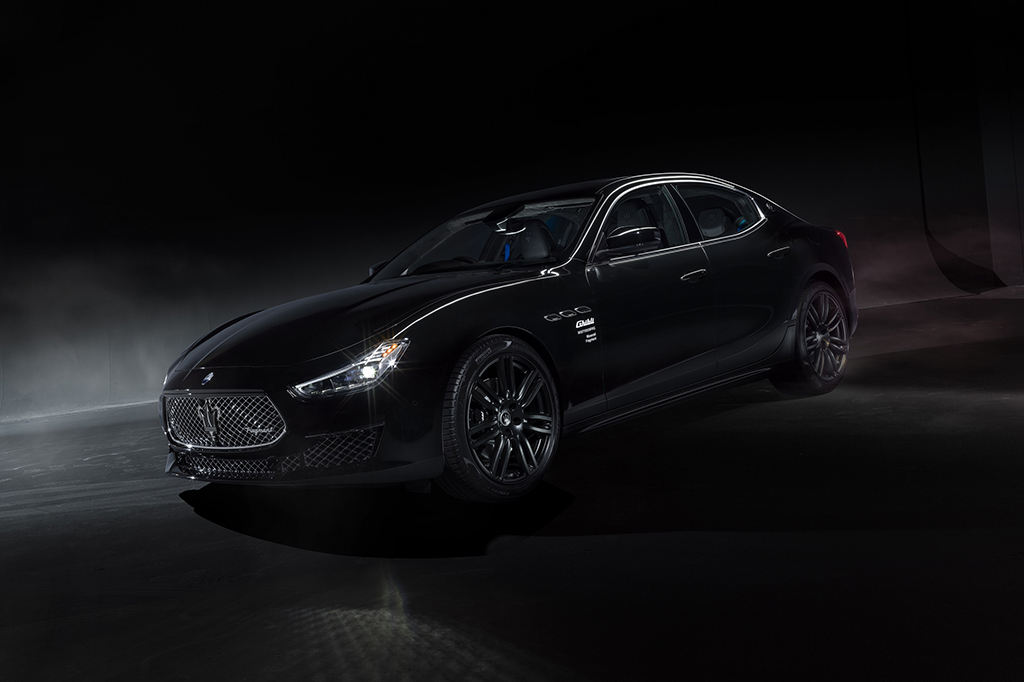 Maserati Ghibli Operanera ve Ghibli Operabianca tanıtıldı