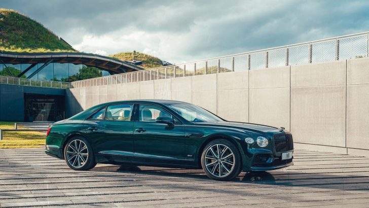 BENTLEY Flying Spur Elektriklendi!