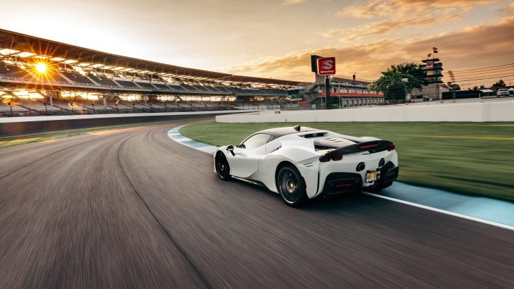 FERRARI SF90 STRADALE’DEN TUR REKORU !