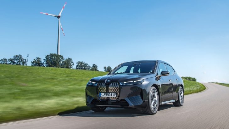 BMW’nin Elektrikli Amiral Gemisi iX Ön Siparişe Açıldı !