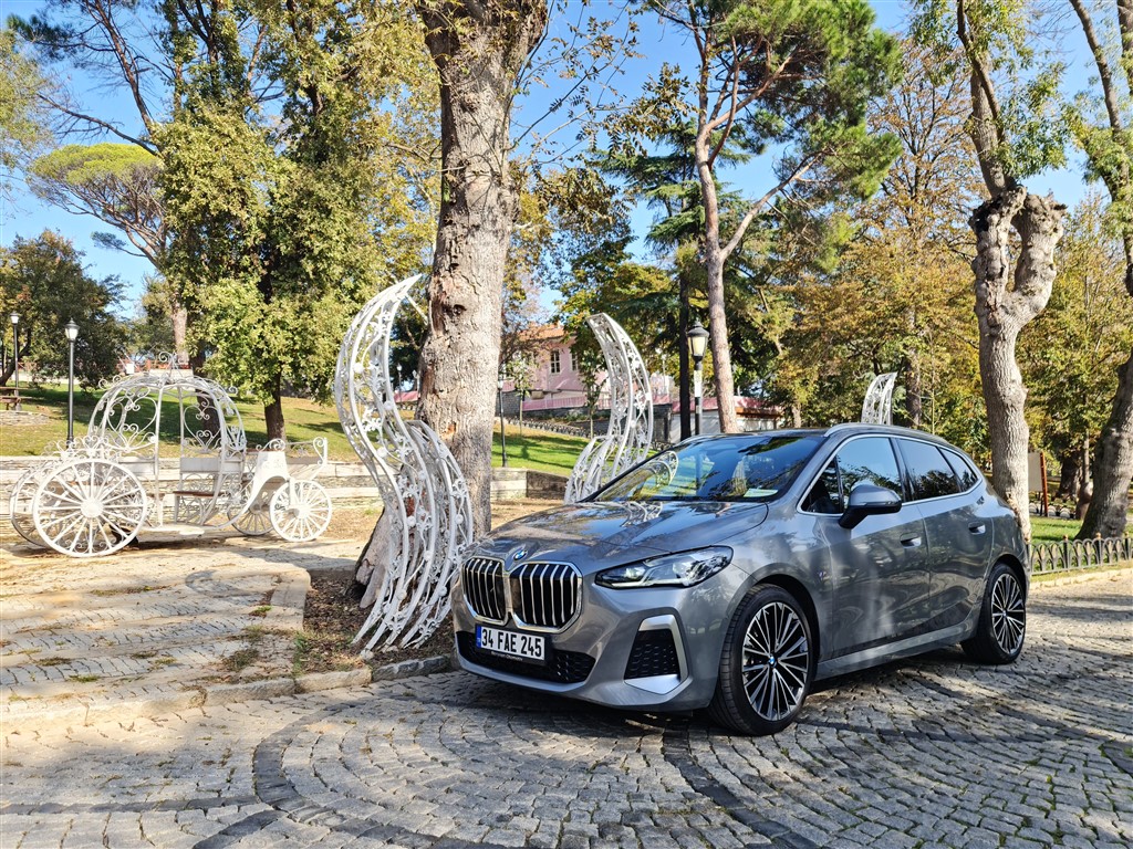 Aile Babası: BMW 220 Active Tourer