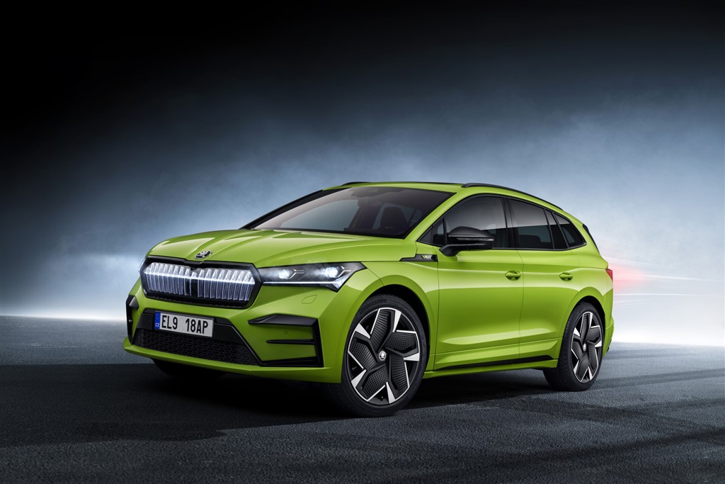 ŠKODA’nın Sportif Elektriklisi ENYAQ COUPÉ RS iV Altın Direksiyon’u Aldı