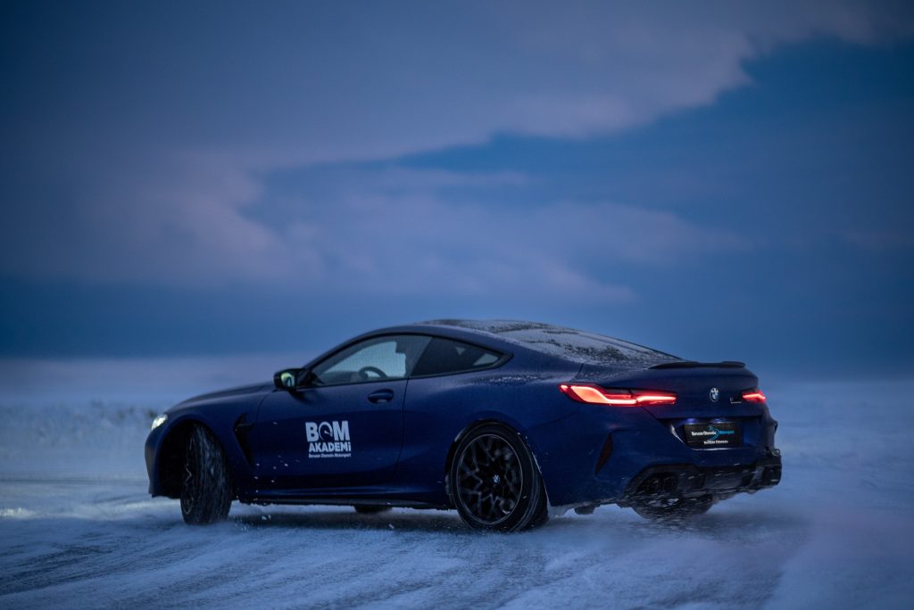 BOM Akademi’nin düzenlediği BMW, MINI ve Land Rover’lar ile Kar ve Buz Üzerinde Yapılacak Deneyim için Geri Sayım Başladı