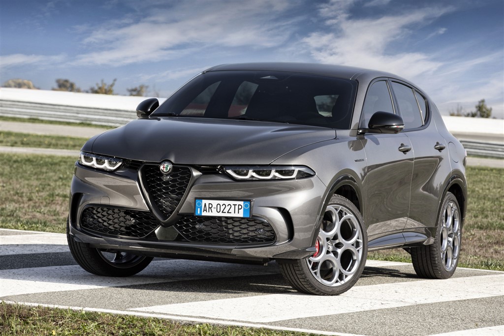 280 HP’lik Alfa Romeo Tonale Plug-In Hybrid Q4, Türkiye’de Satışa Sunuldu