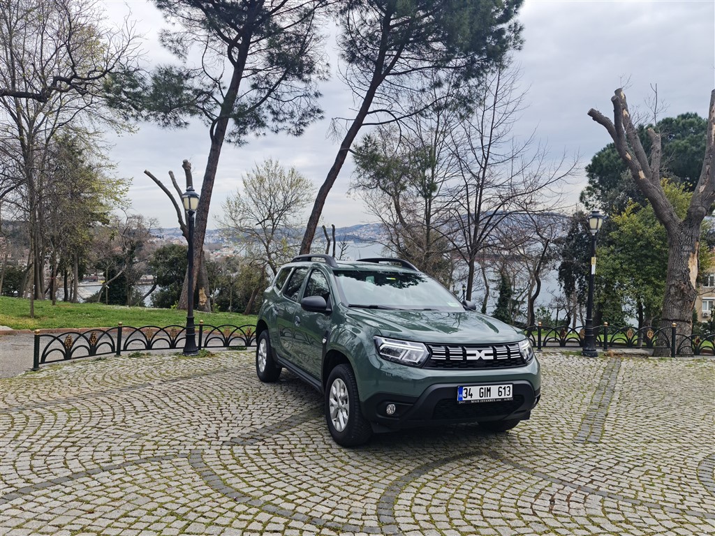 Arazide Dolaşmayı Sevenlere : Dacia Duster 1.3 tCe 4×4