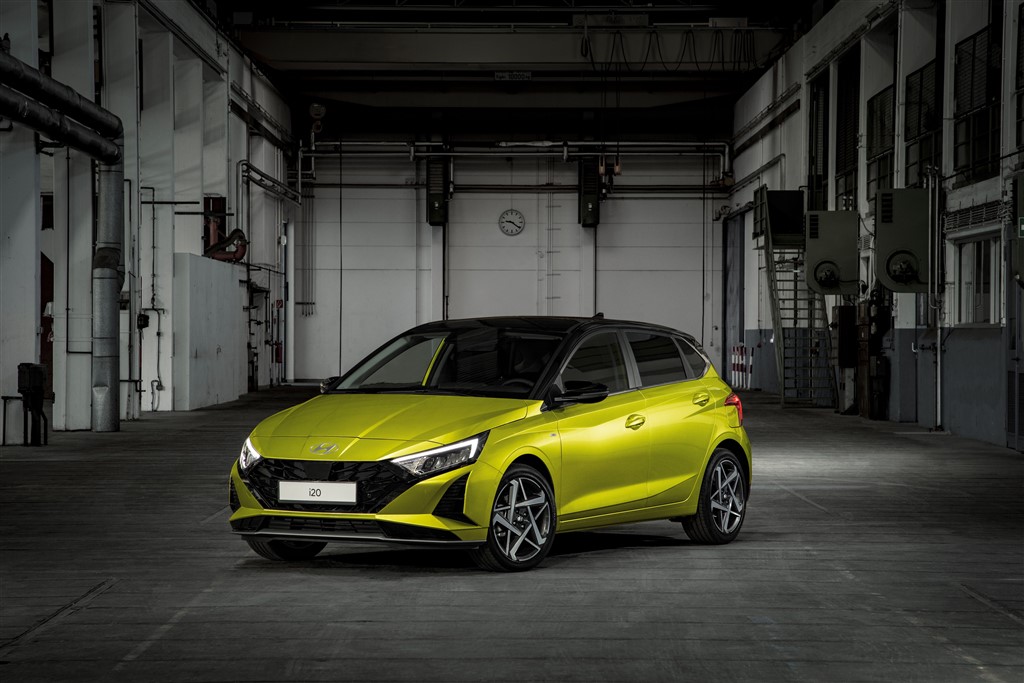 Hyundai Yeni i20 Zarif ve Sportif Tasarımıyla Dikkat Çekiyor