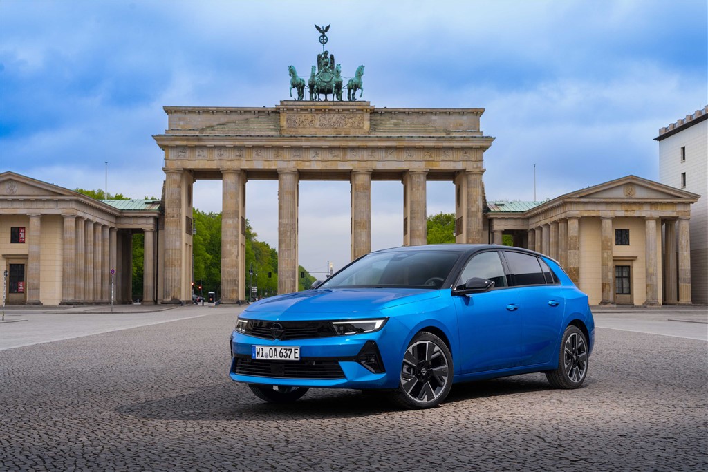 Opel Astra Elektrik Ön Siparişe Açıldı, Teslimatlar Eylül’de!