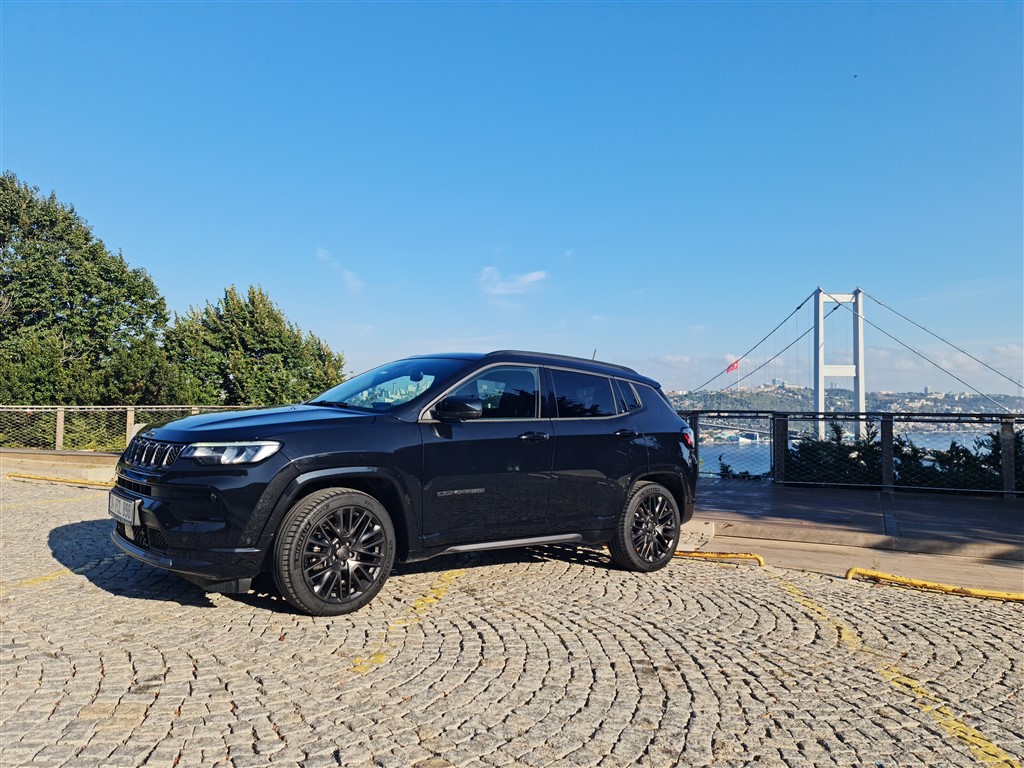 Sportif SUV Arayanlara: Jeep Compass S