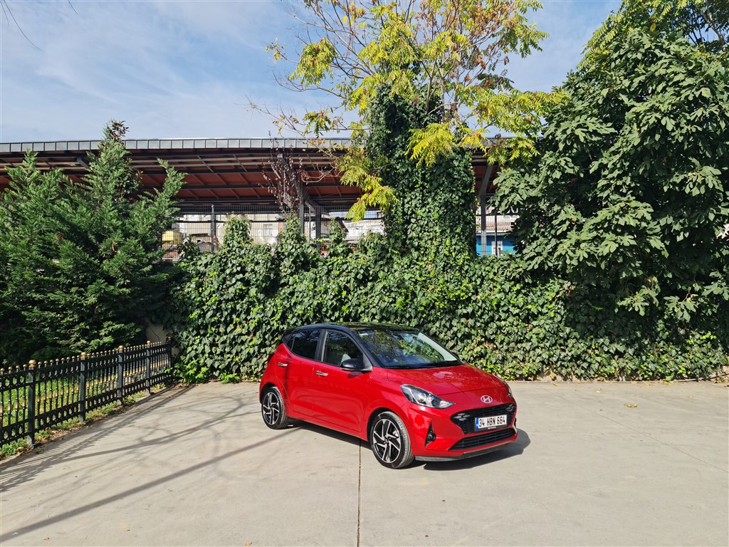 Hem Şehirli Hem Yakışıklı: Hyundai i10