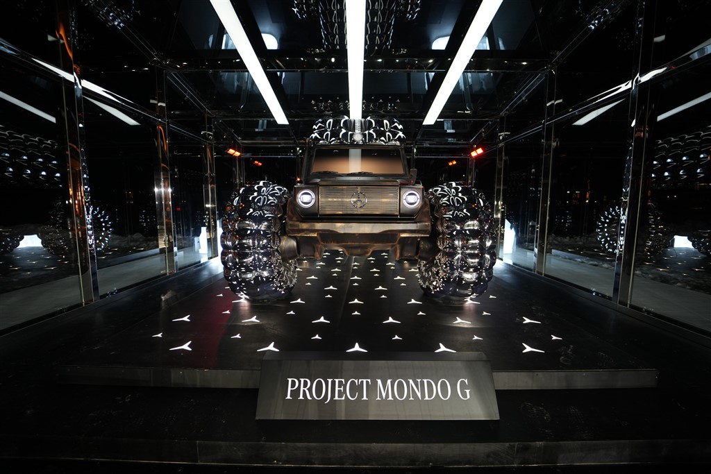 Mercedes Benz ve Moncler İş Birliği ile Dünyada Tek Olan “PROJECT MONDO G” Galataport İstanbul’da!