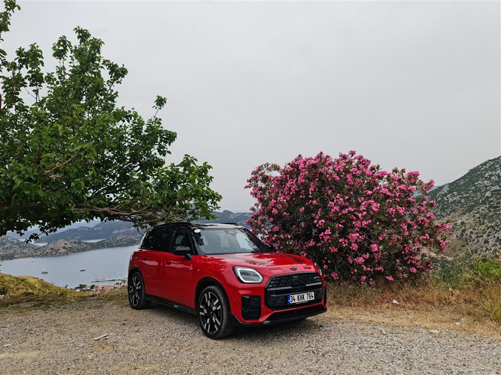 Yeni MINI Countryman Özel Bir Lansmanla Tanıtıldı