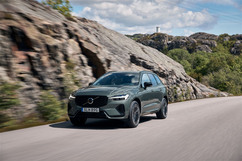 Volvo Cars’ın En Çok Satan SUV’u Geliştirildi: Yenilenen Volvo XC60 ile Tanışın